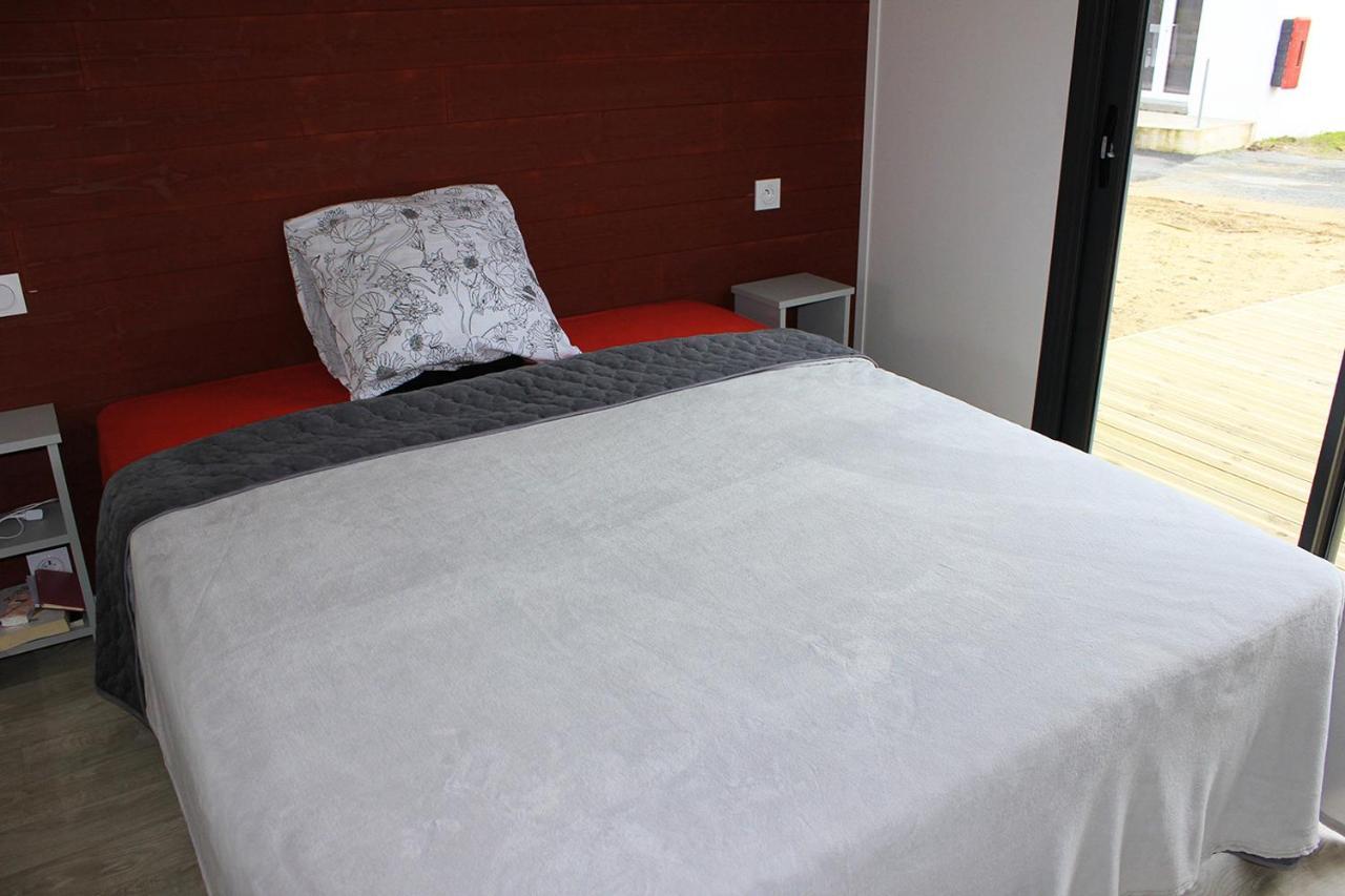 Chalet Pour 6, Domaine Avec Piscine Saint-Hilaire-de-Riez Exteriör bild