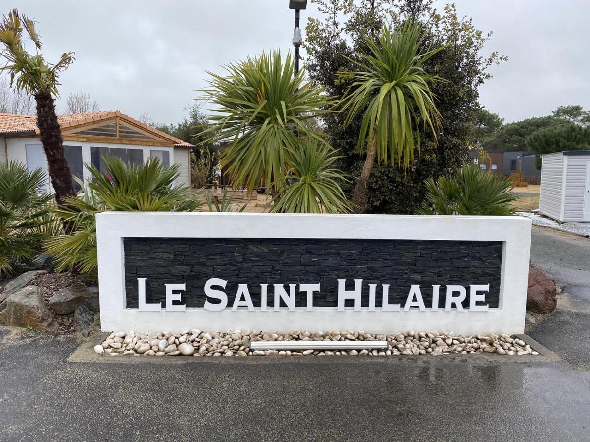 Chalet Pour 6, Domaine Avec Piscine Saint-Hilaire-de-Riez Exteriör bild